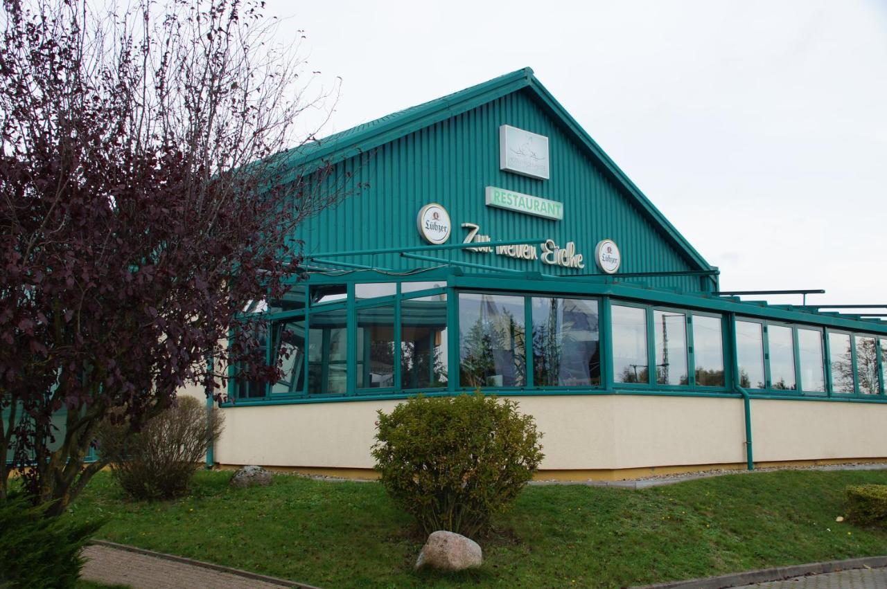 Hotel An Der Hasenheide Bentwisch Exterior photo