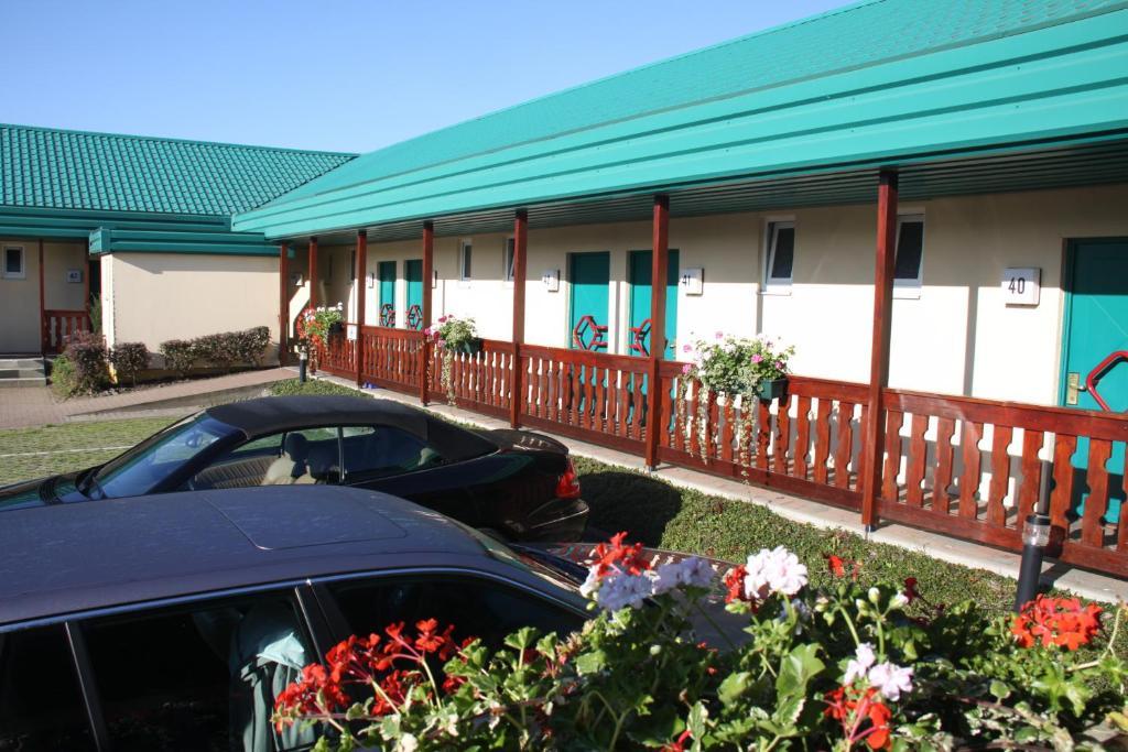 Hotel An Der Hasenheide Bentwisch Exterior photo